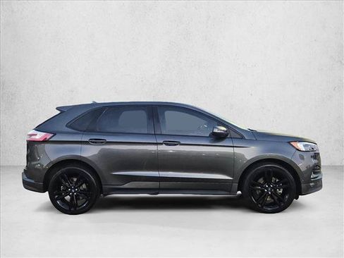 Used 2019 Ford Edge ST w/ Equipment Group 401A AWD/4WD image 5