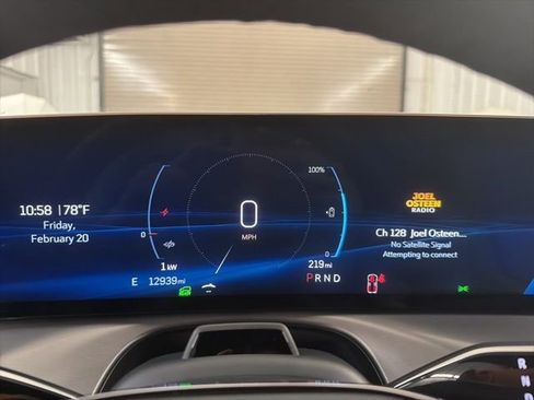 Certified 2026 Cadillac Vistiq Luxury image 28