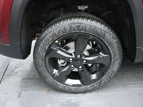 New 2025 Jeep Grand Cherokee Altitude AWD/4WD image 40