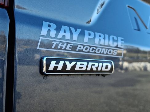 Used 2022 Ford Maverick Lariat w/ Lariat Luxury Package image 29