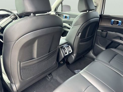 New 2026 Kia Sorento S FWD image 13