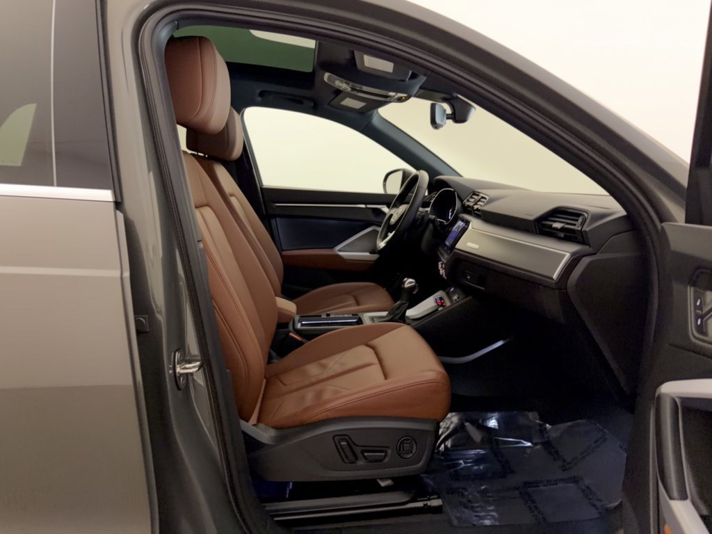 Used 2024 Audi Q3 2.0T Premium AWD/4WD image 30