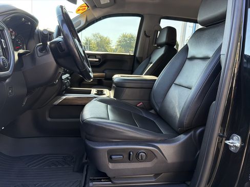 Used 2021 Chevrolet Silverado 1500 LT Trail Boss w/ Convenience Package II AWD/4WD image 16