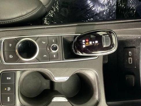 Used 2023 Cadillac XT4 Premium Luxury FWD image 18