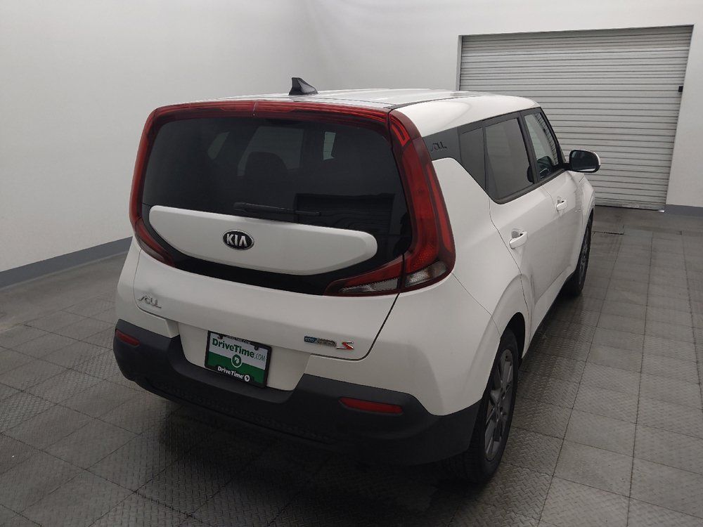 Used 2021 Kia Soul S FWD image 7
