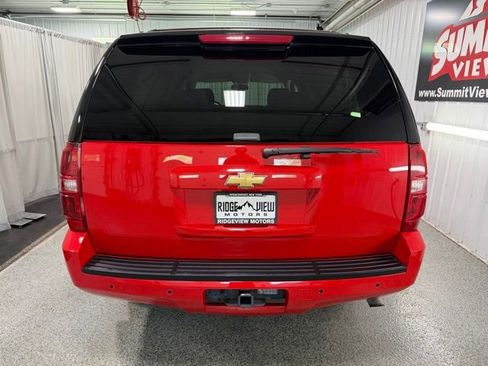 Used 2007 Chevrolet Suburban 2500 LT w/ Skid Plate Package AWD/4WD image 5