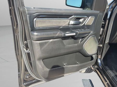 Used 2019 RAM 1500 Laramie image 18