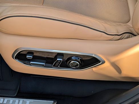 Used 2022 Jeep Grand Cherokee Summit image 23