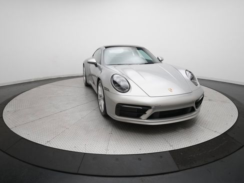Used 2022 Porsche 911 Carrera 4S image 10