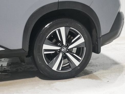 Used 2021 Nissan Rogue SL w/ Premium Package image 27