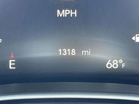 Used 2026 Chrysler Pacifica Pinnacle FWD image 22