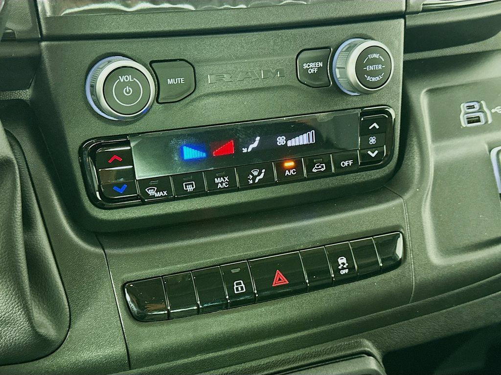 New 2026 RAM ProMaster 1500 w/ Storage Group FWD image 14