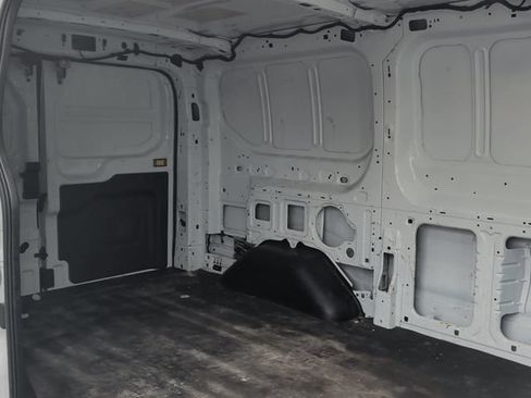 Used 2021 Ford Transit 250 Low Roof RWD image 22