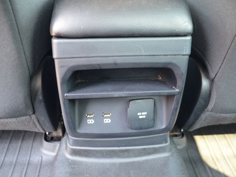 Used 2019 Ford Ranger XLT w/ Equipment Group 301A Mid AWD/4WD image 34