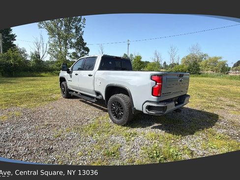 Used 2024 Chevrolet Silverado 3500 LTZ w/ LTZ Plus Package AWD/4WD image 5