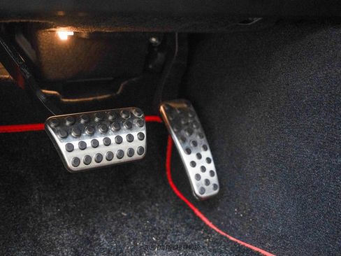 Used 2020 Dodge Challenger SRT Hellcat Redeye image 37