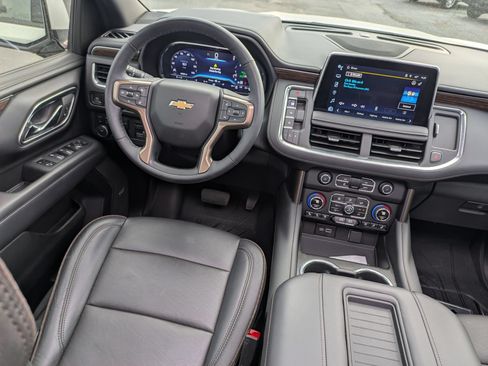 Used 2023 Chevrolet Tahoe High Country w/ Premium Package AWD/4WD image 30