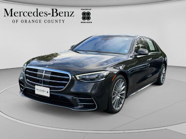 Used 2023 Mercedes-Benz S 500 4MATIC image 1