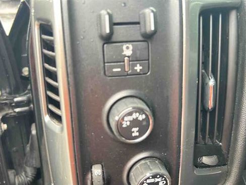 Used 2017 Chevrolet Silverado 1500 LT image 15