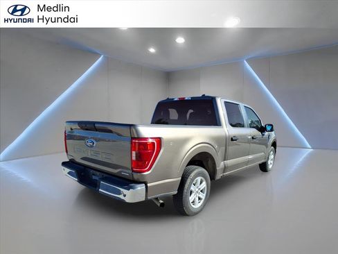 Used 2023 Ford F150 XLT image 3