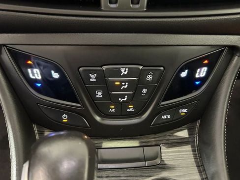 Used 2017 Buick Envision Essence FWD image 20