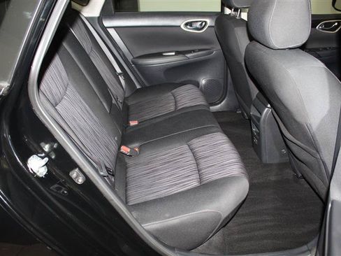 Used 2019 Nissan Sentra SV w/ Special Edition Package FWD image 22