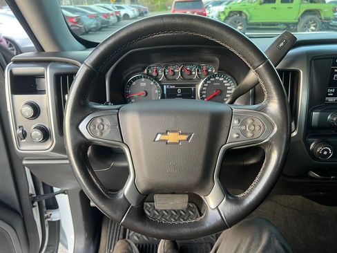 Used 2018 Chevrolet Silverado 1500 LT image 21