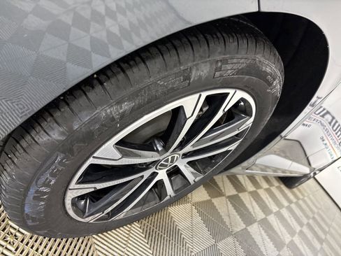 Used 2025 Volkswagen Jetta Sport image 30