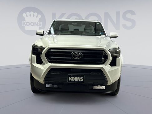 Used 2025 Toyota Tacoma SR5 image 15