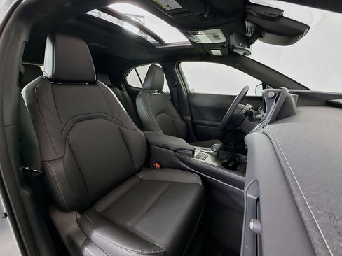 Certified 2026 Lexus UX 300h AWD w/ Accessory Package (2T) image 26