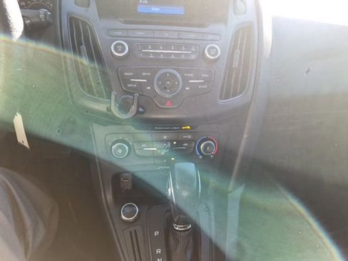 Used 2017 Ford Focus SE image 13