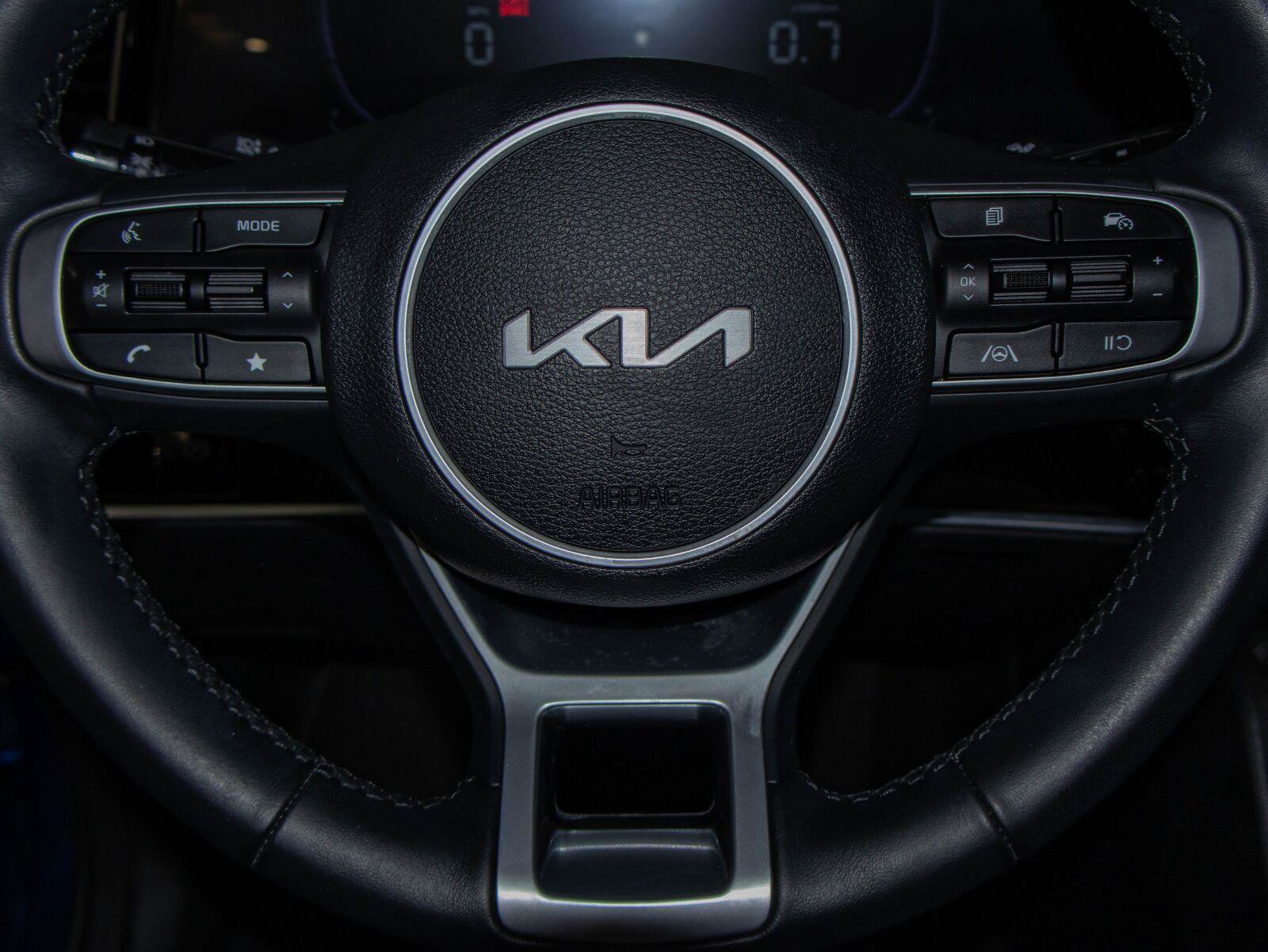 Used 2025 Kia Sportage X-Line w/ Premium Package AWD/4WD image 12