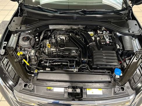Used 2023 Volkswagen Jetta SE FWD image 23