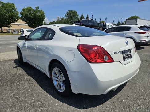 Used 2013 Nissan Altima 2.5 S w/ Premium Pkg FWD image 3