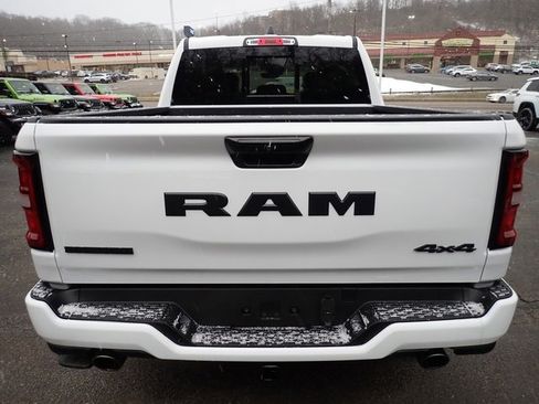 New 2026 RAM 1500 4x4 Crew Cab image 4