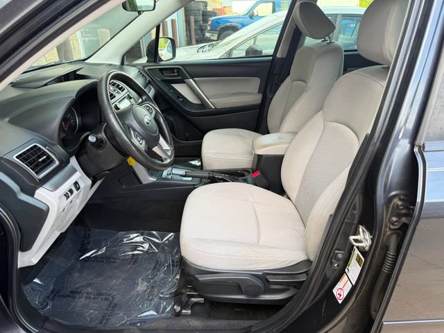 Used 2017 Subaru Forester 2.5i w/ Alloy Wheel Package AWD/4WD image 5