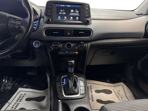 Certified 2021 Hyundai Kona SEL w/ Cargo Package image 11