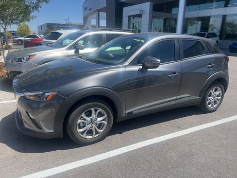 Used 2021 MAZDA CX-3 Sport FWD image 2