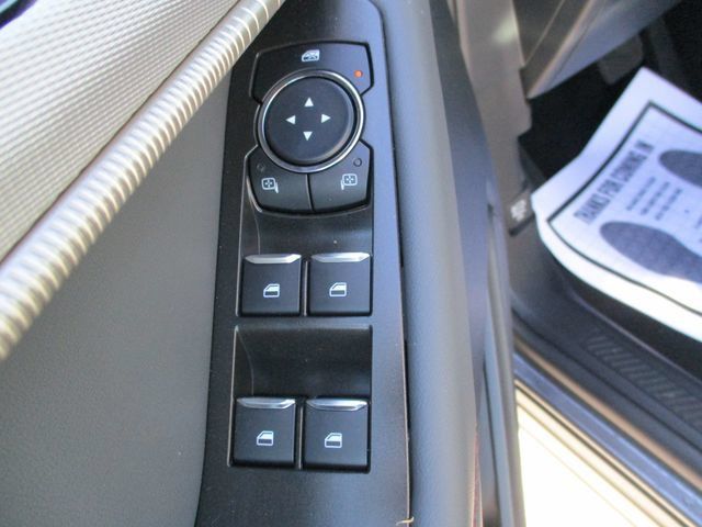 New 2025 Ford Explorer Active w/ Active Comfort Package RWD image 10