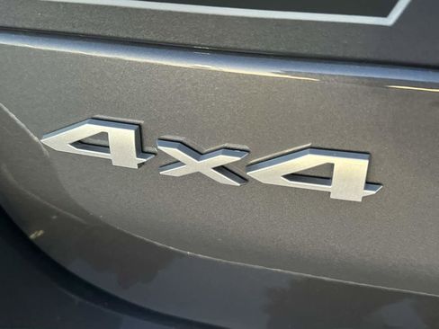 New 2025 Jeep Grand Cherokee L Overland w/ Luxury Tech Group IV image 11