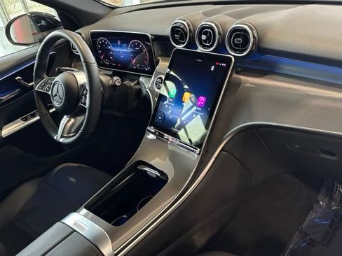 Certified 2026 Mercedes-Benz GLC 300 4MATIC image 39
