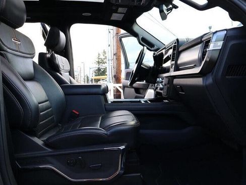 Used 2024 Ford F350 Platinum image 30