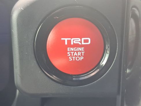 Used 2025 Toyota Tacoma TRD Sport RWD image 33