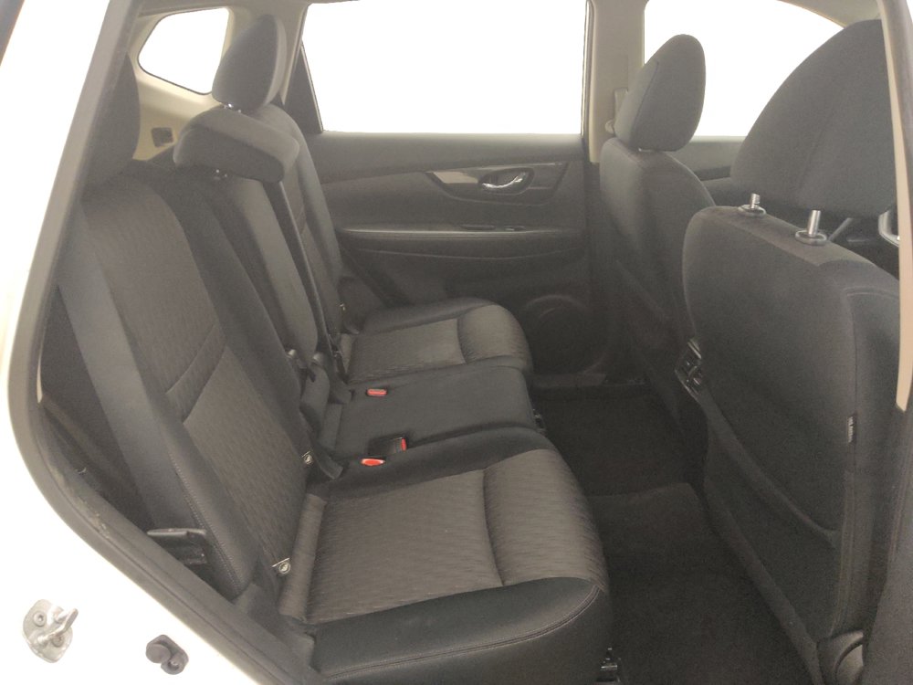Used 2017 Nissan Rogue S AWD/4WD image 19