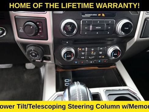 Used 2018 Ford F150 Lariat w/ Equipment Group 502A Luxury AWD/4WD image 33