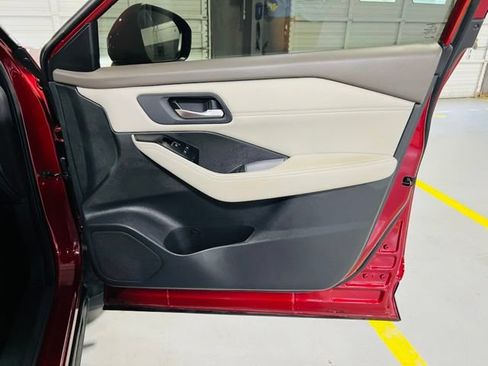 Used 2022 Nissan Rogue SL w/ SL Premium Package FWD image 36