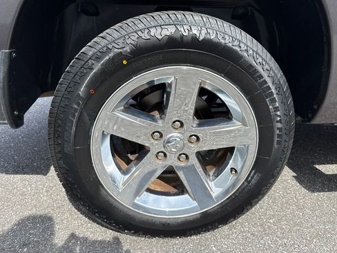 Used 2017 RAM 1500 Express AWD/4WD image 9