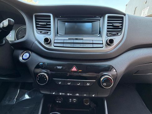 Used 2017 Hyundai Tucson Sport image 38