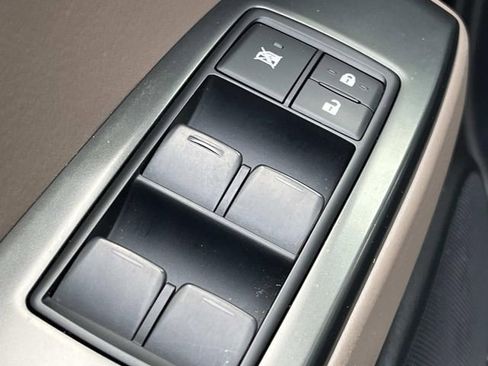 Used 2023 Lexus GX 460 Premium w/ Premium Plus Package image 31