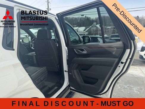 Used 2023 Chevrolet Tahoe Z71 w/ Luxury Package AWD/4WD image 35